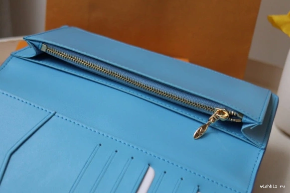 WIS VERTICAL WALLET LOUIS VUITTON 0805